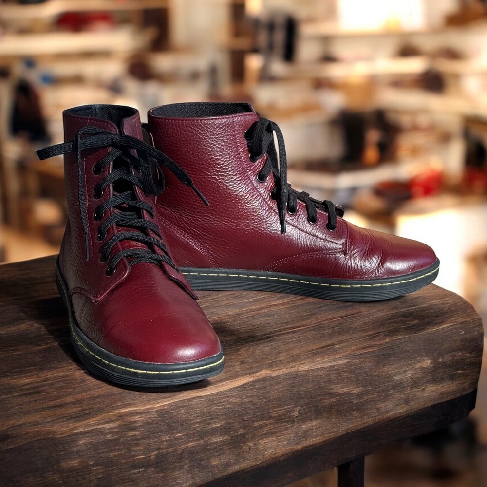 Dr. Martens•Layton•Ankle boot•Burgundy•Used/Great condition•Size US 10/UK 8